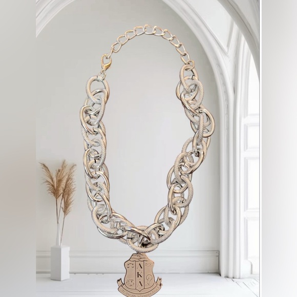 AKA Silver Chain Necklace - Picture 1 of 2